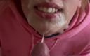 Raxxxbit: 나는 그녀의 얼굴을 따먹을 때 후드에이 창녀를 발견