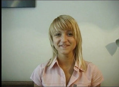 Flash Model Amateurs: Blonďatá dospívající kočka má na castingu olízanou kundičku