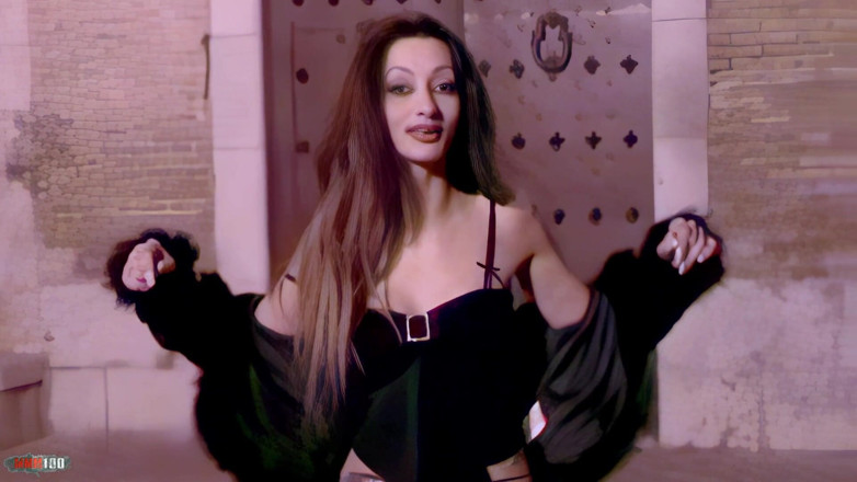 MMM100: Angelina: Nice Arab Angelina Doing a Strip