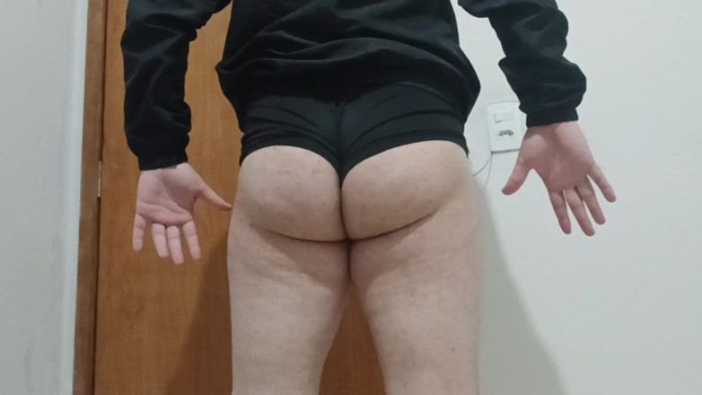 amateurbrazilian: Sto mostrando il mio sedere in cambio di un iPhone