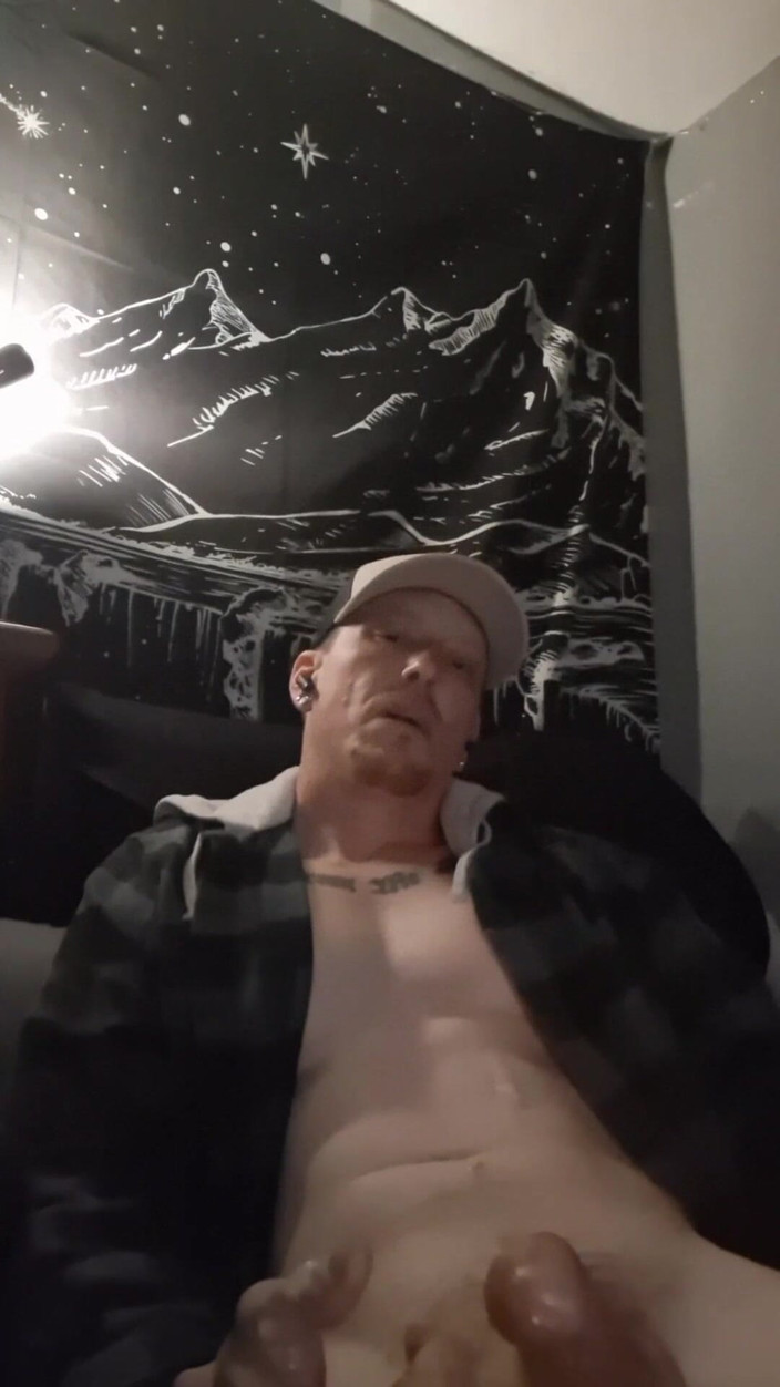 AlphaCathexis: Mi sego con i porno per una sborrata enorme