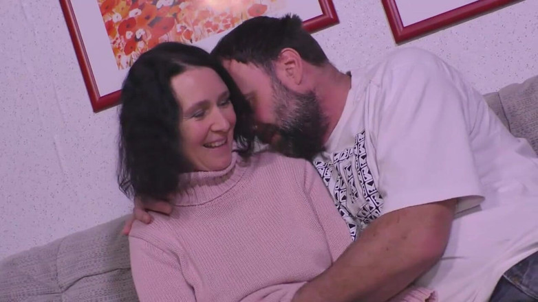 Muschi movie official: Tatuada polla lamiendo coño follando madura chupando polla