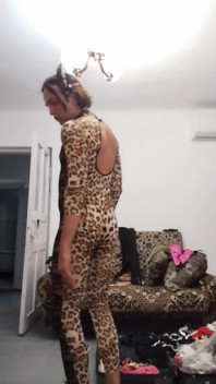 Leopard Femboy