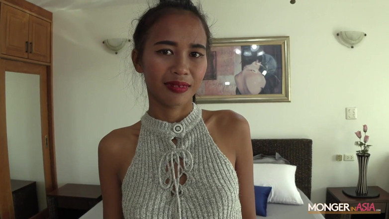 Monger In Asia: Lucky’s lucky day as i agreed to get her pregnant