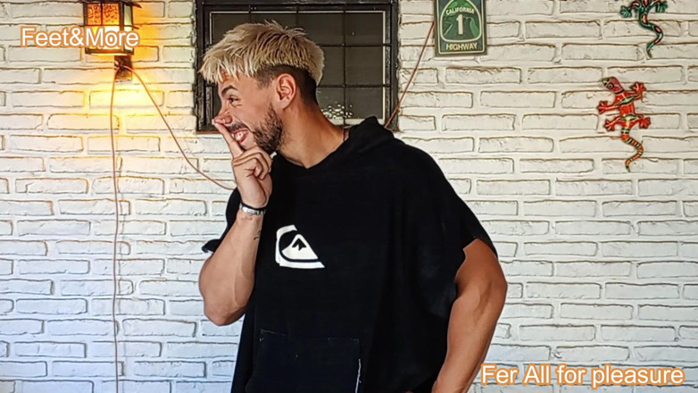 Fer All for pleasure: Fer contrôle le nez de son ami maître alpha