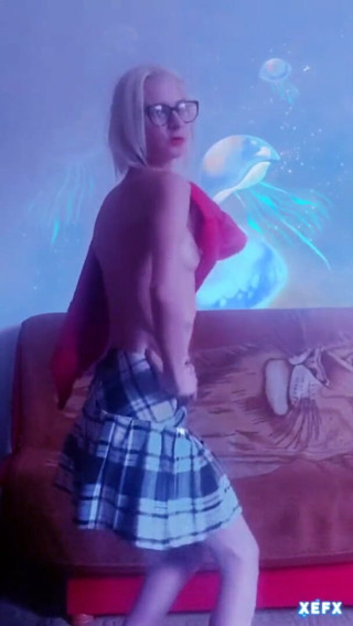 Wet Pussy Fuck: Polish teen striptease sex dance
