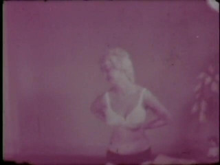 Vintage Usa: Lovely chicks taking a bath