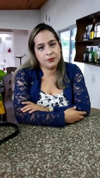 Eu faço uma boa proposta para uma garota desconhecida - parte 1 - pornô em espanhol
