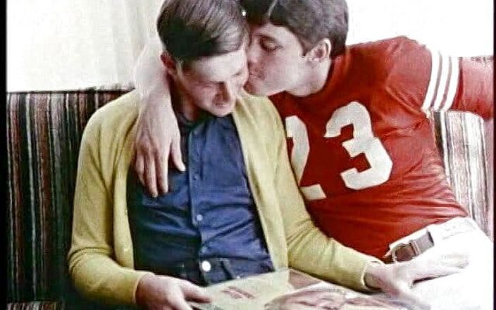 Tribal Male Retro 1970s Gay Films: Cruisin&amp;#039; 57 частина 1