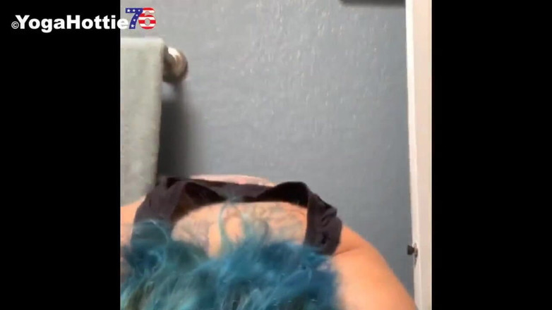 Yoga Hottie76: 17回のゼリーショットの後のGigglesnort