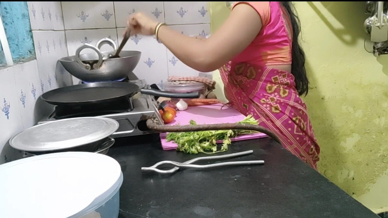 Mumbai Ashu: Desi Sister-in-law Was Cooking Food in Kitchen When Her Brother-in-law...