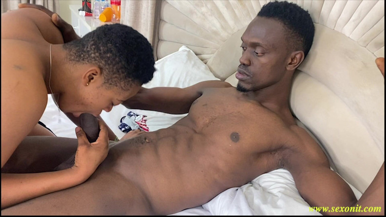 XblackHux: 보지 따먹기