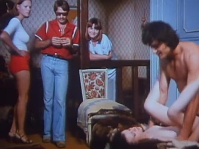 Java Consulting: Annouchka e Joël scena vintage