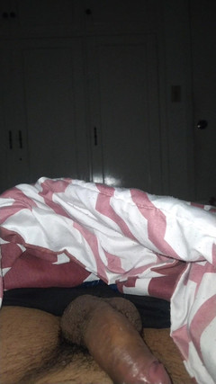 trebol_Jess: Нічна дрочка під час перегляду порно