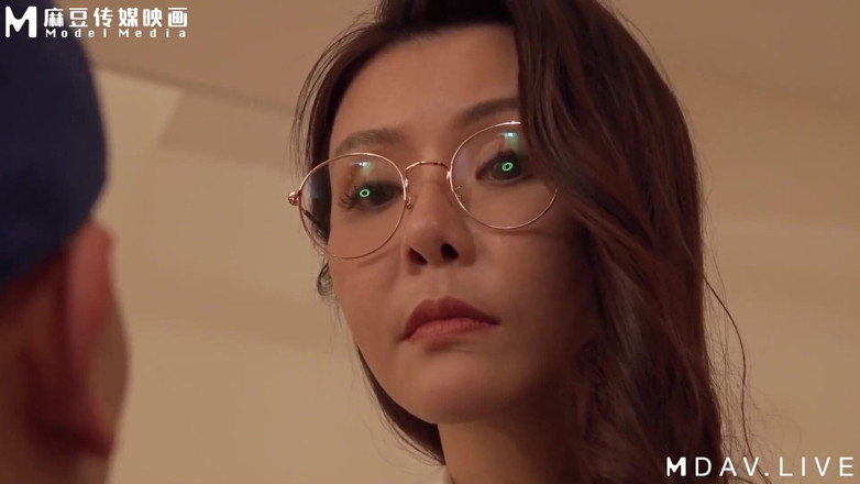 ModelMedia Asia: Md-0214 캠퍼스 금지 과일/여왕의 교실