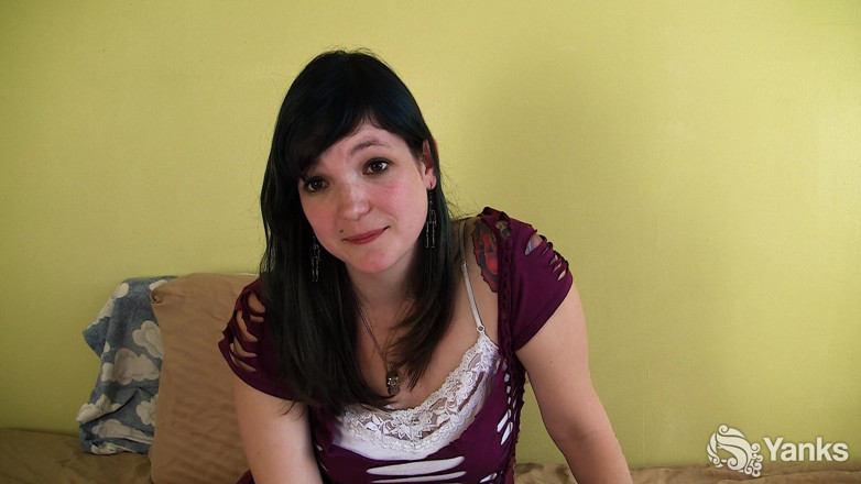 Yanks: Cherry Marie se fait éjaculer