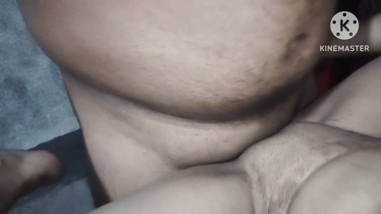 beautyfullcuple: Par erreur, mon demi-frère a commis une erreur et la...