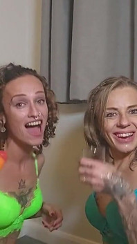 2 Girls 2 Cups Spit Collectors