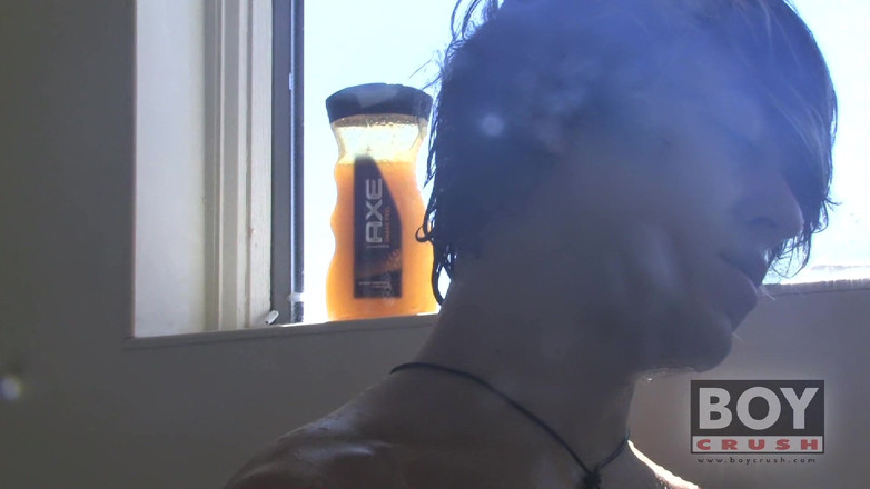 Boy Crush: Como um garoto sujo fica limpo