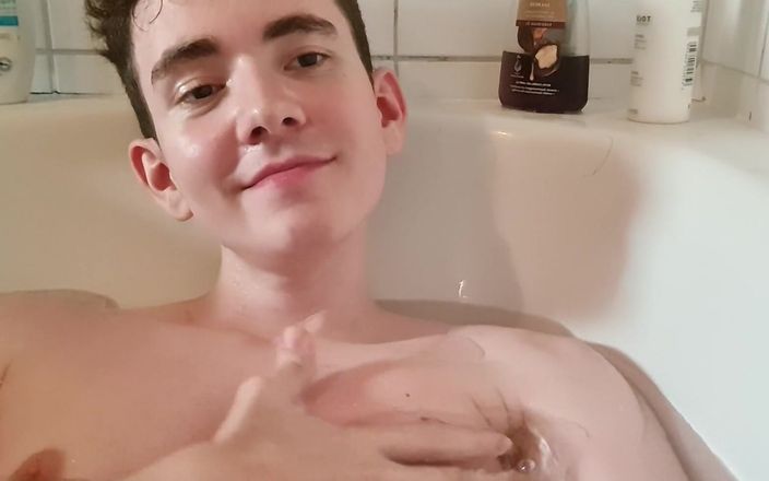 Prettyboi2000x: Bath Time!! (yet Again...) Here Is Me Showing You My Cute...