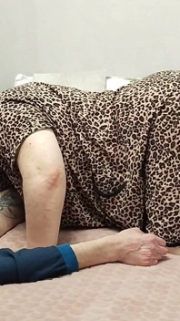 My Girlfriend Interrupted My Hand Job, Gave Me a Deep Blowjob and Swallowed the Cum