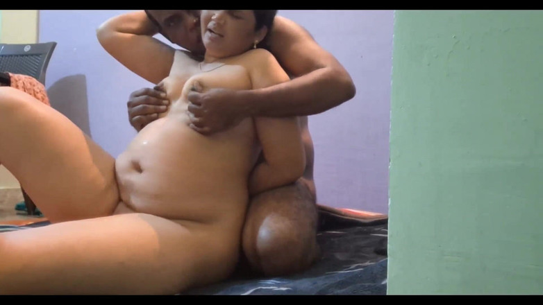 Sexy sindu: Jihoindická vdaná sexy manželka šuká v Sárí