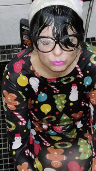 Pissing in My Slut Girlfriend's Mouth