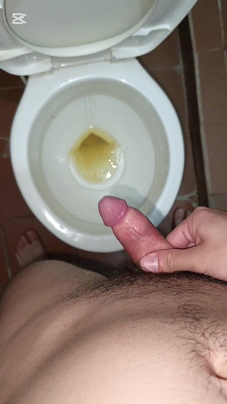 charlessteel: Tổng hợp của Horny Twink Đi tiểu và thủ dâm