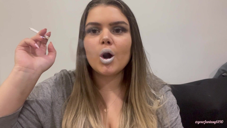Your fantasy studio: Círculos de humo con lápiz labial plateado
