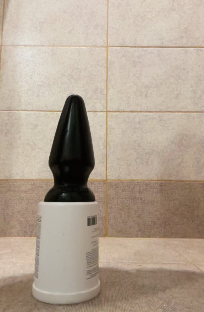 Weird-bisex: Enorme plug anal fodendo desleixada anal arrombada 10mm apadravya pau