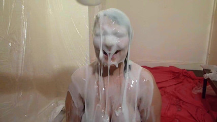 Gunked up girls: Steph Creamy White Gunk