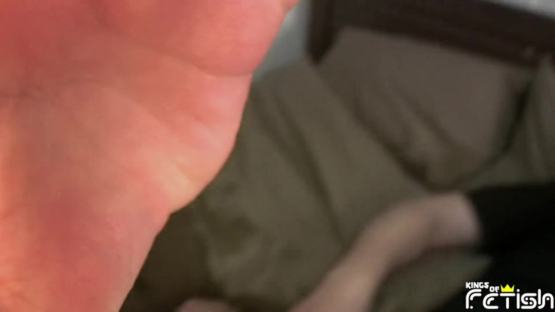 Pure Japanese adult video ( JAV): Japanisches teen squirtet und bekommt ihre muschi vollgespritzt, nachdem sie...
