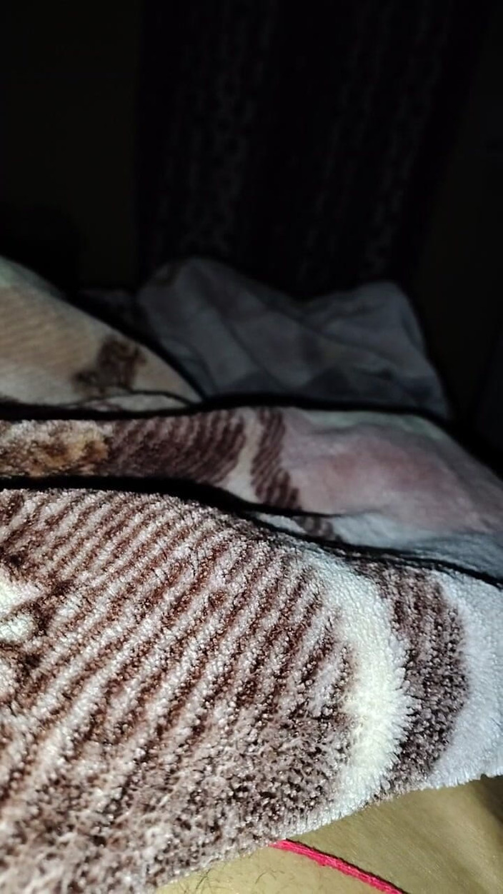 sashaa: Quick Handjob by Desi Indian Village Girl