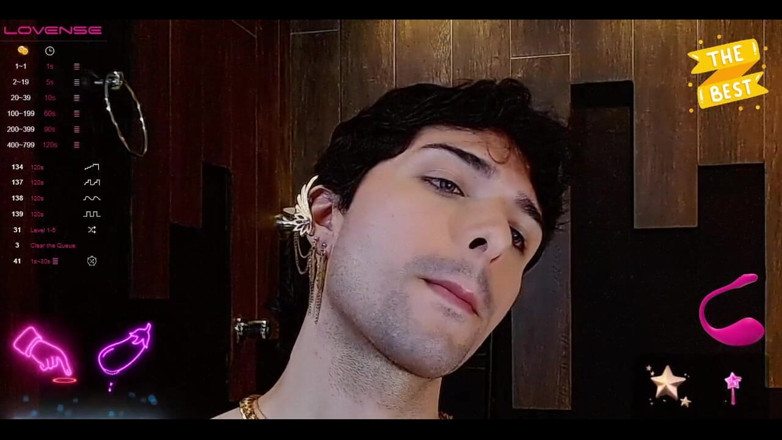 Diego_latinboy: Eu quero leite no meu rosto