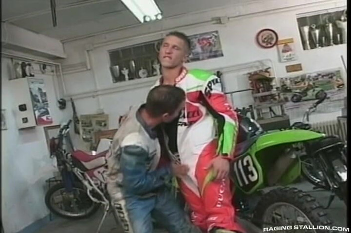 High Octane: Moto Studs