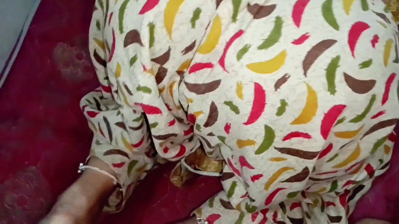 Sexy_girl_nehu: Bhabhi suger stor kuk och försöker hård kärna analsex doggy...