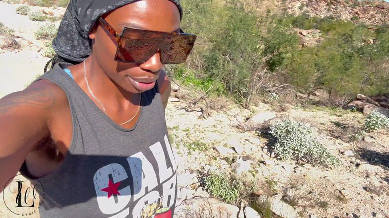 LyricsWay: Pasangan eboni mendaki udara segar dan bintang lucah