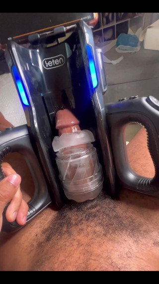 Tony Genius: Spinte masturbatore pro