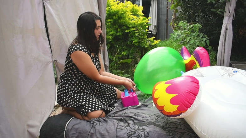 Bunny Looner: Outdoor-Fahrt zu Pop aufblasbares Einhorn - Bunny Looner