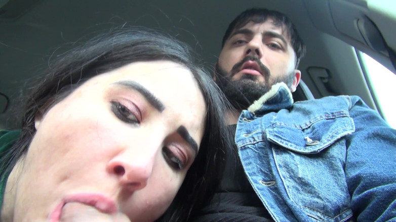 Stefan Steel Amateur Porn: Ik krijg een pijpbeurt in de auto