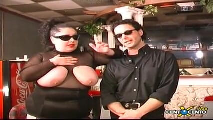 Topaweb: Slaves, sewers unleashed to the utmost perversion. Film not recommended...