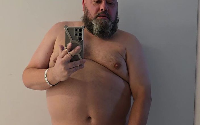 big_davec: 생일 호텔 거울 자위