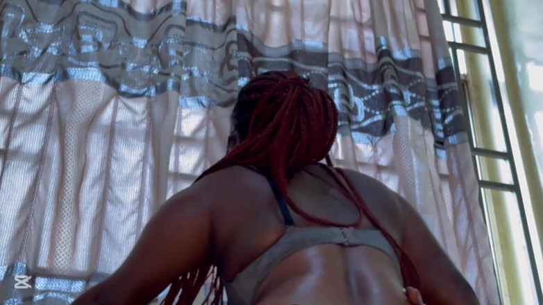 Jagabo555: Fute-o atât de tare și ea ejaculează