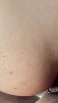 家で一人で着飾っているときに隣人とセックスすること
