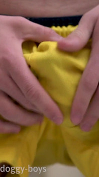 En anal twink debut