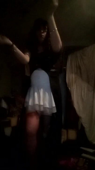 Push ego trip: Bitch dance