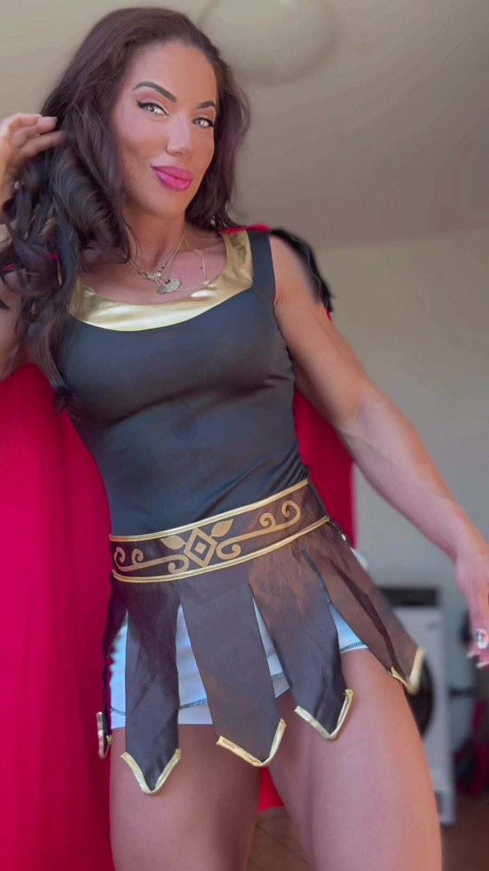 Alesyamuscledoll: Espartano