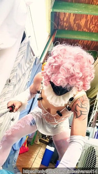 Seksi latin tgirl dildosunu sikiyor