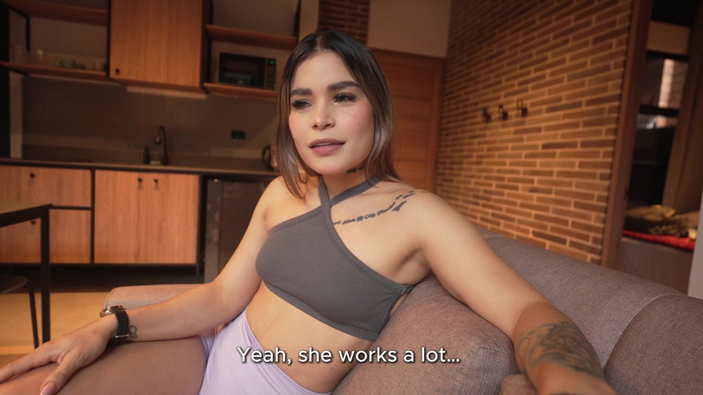 Carolina agudelo: 我最好的朋友的爸爸在他妻子不在的时候给我挤奶！卡罗琳娜·阿古德洛 - 帕普奇兹