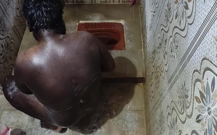 CarvingShovel: Doccia bagno e sborrata sega